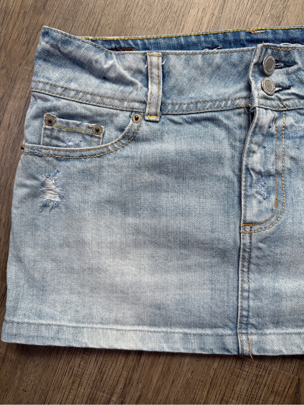 American Eagle Vintage Denim Mini Skirt Sz 2 Distressed Y2K - Picture 4 of 11